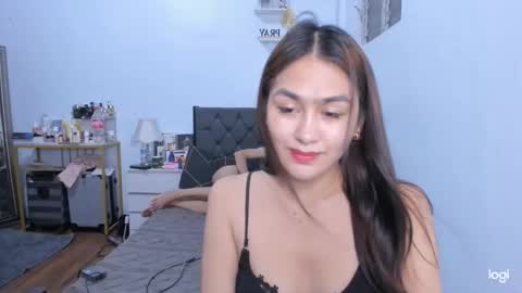 Snapshot of marimaraldama chatting on 03.08.26 Anngilbuena online show from 03.08.26