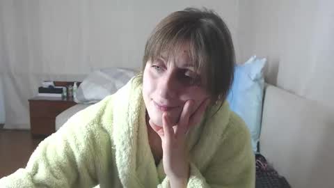 FOREVER YOURS online show from 01.06.26