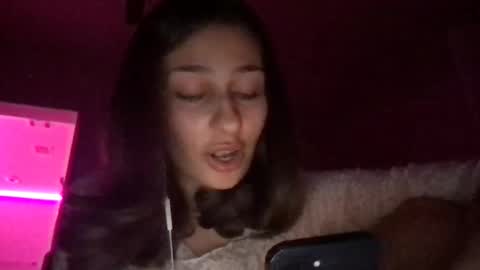 Snapshot of marinalgb chatting on 03.21.26 marinalgb online show from 03.21.26