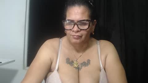 Snapshot of marinamilf chatting on 01.18.26 Marina online show from 01.18.26