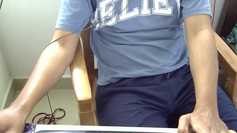 Snapshot of marinavine chatting on 01.01.25 The SHY UncutBoy online show from 01.01.25