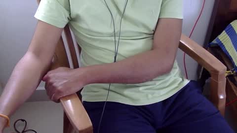 Snapshot of marinavine chatting on 01.26.25 The SHY UncutBoy online show from 01.26.25