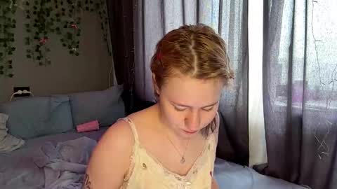 Mia online show from 03.18.26