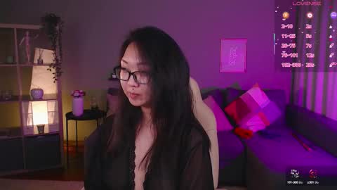 Snapshot of marine_vact chatting on 09.27.25 Marine  online show from 09.27.25