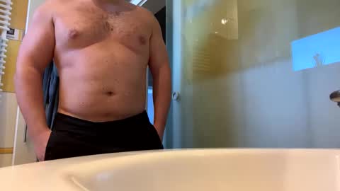 Snapshot of mario17o3 chatting on 03.03.25 Hot N Horny online show from 03.03.25