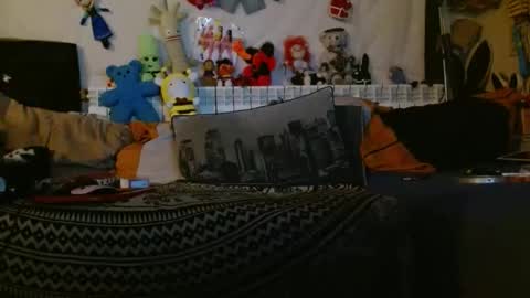 Snapshot of mario_1974 chatting on 09.28.25 Ray online show from 09.28.25