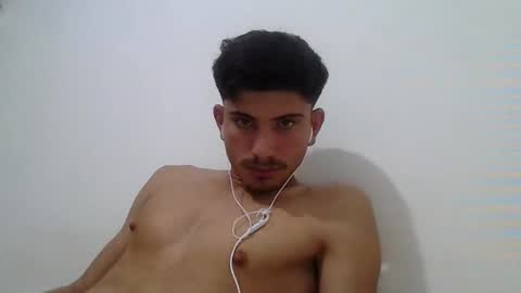 Snapshot of mariobrosss517470 chatting on 01.26.25 mariobrosss517470 online show from 01.26.25