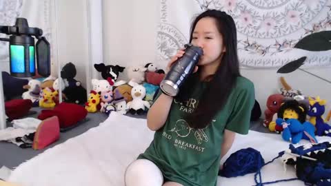 MarissaPeach online show from 11.09.25