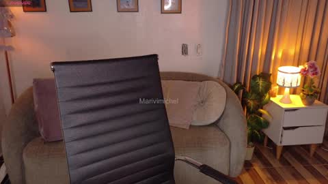 marivimichel_s online show from 04.08.26