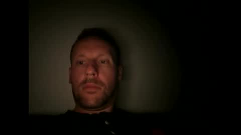 Snapshot of mark__39 chatting on 10.12.25 Mark online show from 10.12.25