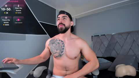 Snapshot of mark_broown_ chatting on 01.06.25 mark_broown_ online show from 01.06.25