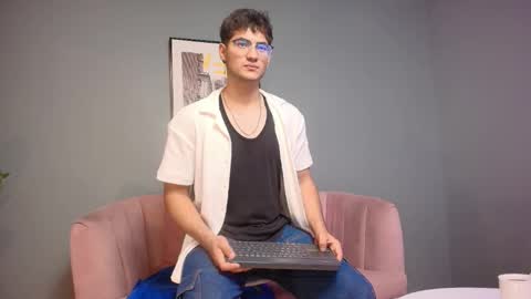 Snapshot of mark_evans1_ chatting on 10.23.25 mark_evans1_ online show from 10.23.25