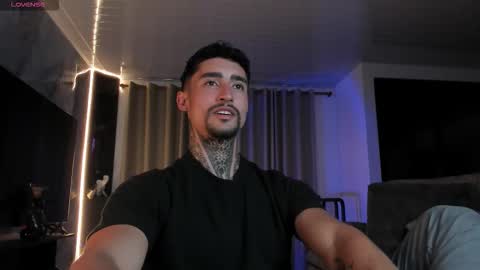 Snapshot of mark_kamper chatting on 10.31.25  mark kamper  online show from 10.31.25