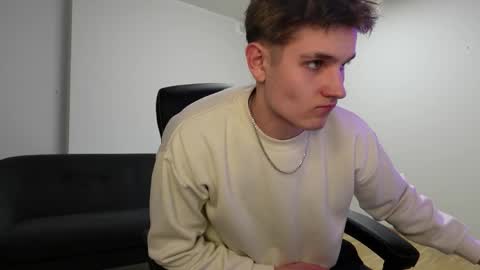 Snapshot of mark_karson chatting on 12.13.25 MARK KARSON online show from 12.13.25