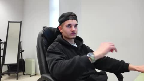 Snapshot of mark_karson chatting on 03.29.26 MARK KARSON online show from 03.29.26