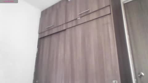 MODEL Mark Rut online show from 12.30.24