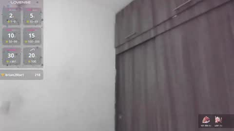 MODEL Mark Rut online show from 01.06.25