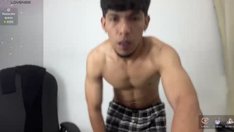 MODEL Mark Rut online show from 02.08.25