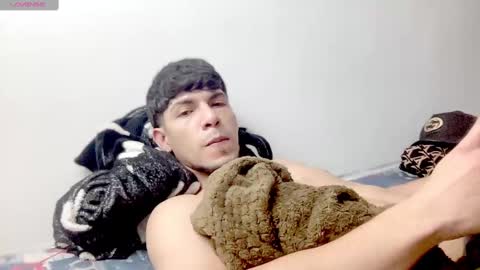 MODEL Mark Rut online show from 03.03.25