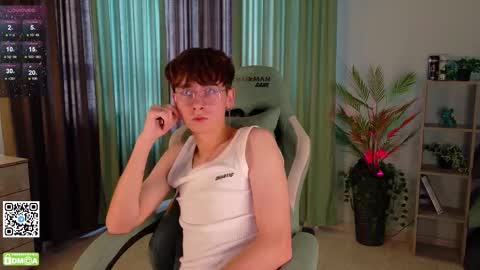 Mark online show from 10.11.25