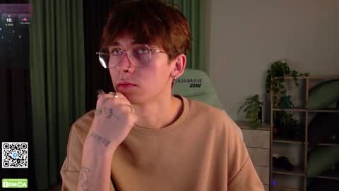 Mark online show from 11.04.25