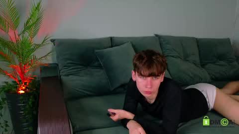 Snapshot of mark_safr chatting on 05.11.26 Mark online show from 05.11.26