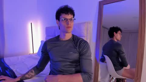 Snapshot of mark_thonson chatting on 03.24.26 troy online show from 03.24.26