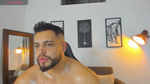 Snapshot of mark_x23 chatting on 10.23.25 mark_x23 online show from 10.23.25