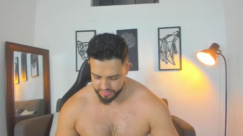 Snapshot of mark_x23 chatting on 11.08.25 mark_x23 online show from 11.08.25