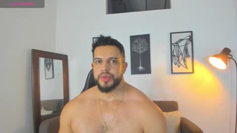 Snapshot of mark_x23 chatting on 11.12.25 mark_x23 online show from 11.12.25