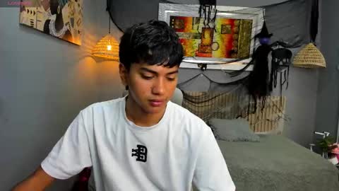 markbowie online show from 10.31.25