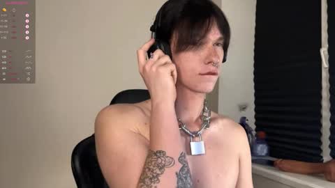 Mark online show from 10.11.25