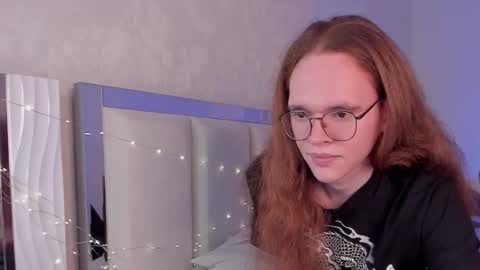 Mark online show from 10.03.25