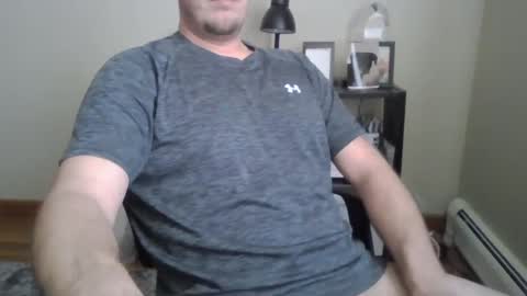 Snapshot of markus27252 chatting on 01.22.25 markus27252 online show from 01.22.25