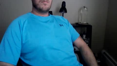 Snapshot of markus27252 chatting on 02.12.25 markus27252 online show from 02.12.25