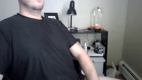 Snapshot of markus27252 chatting on 03.04.25 markus27252 online show from 03.04.25