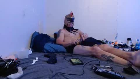 Snapshot of markymark101825061 chatting on 12.15.24 markymark101825061 online show from 12.15.24