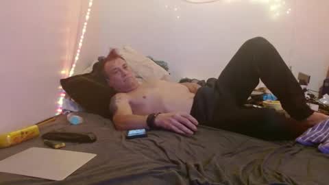 Snapshot of markymark101825061 chatting on 01.15.25 markymark101825061 online show from 01.15.25