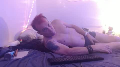 Snapshot of markymark101825061 chatting on 01.19.25 markymark101825061 online show from 01.19.25