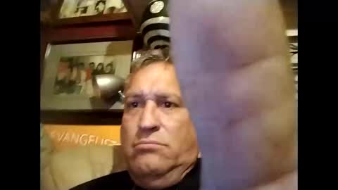 Snapshot of markymark515 chatting on 11.12.25 MarkyMark7169 online show from 11.12.25