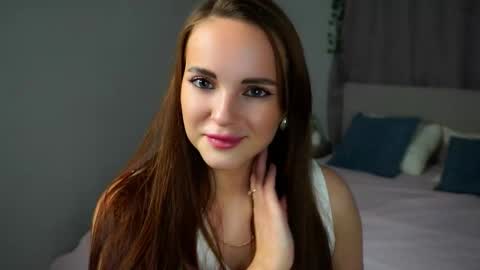 Snapshot of marlenegadley chatting on 10.06.25 Kira online show from 10.06.25