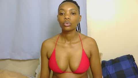 Snapshot of marly_babe chatting on 06.10.26 Marly online show from 06.10.26