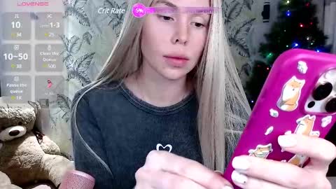 Snapshot of marmalade_fox chatting on 12.26.24 Marmalade Fox online show from 12.26.24