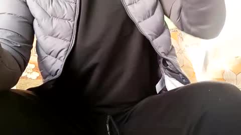 Snapshot of marocreda33 chatting on 12.14.25 marocreda33 online show from 12.14.25