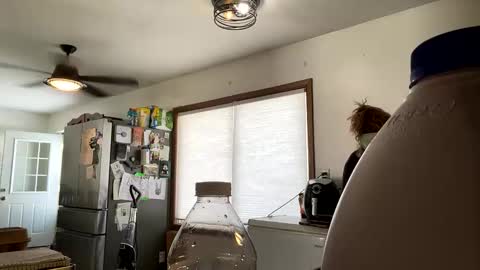 Snapshot of maroon_moon chatting on 02.18.25 maroon_moon online show from 02.18.25