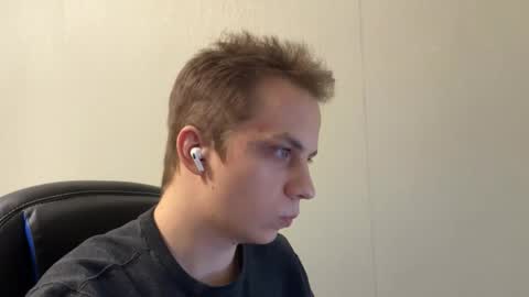 Snapshot of maroooa chatting on 02.13.26 Marko online show from 02.13.26