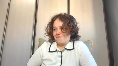 Snapshot of marquittacolarossi chatting on 03.26.26 Lola online show from 03.26.26