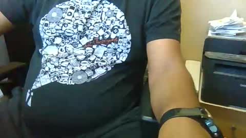 Snapshot of marriedandfrisky chatting on 10.31.25 Married Horny Guy online show from 10.31.25