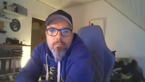 Snapshot of marriedcock1980 chatting on 12.02.24 marriedcock1980 online show from 12.02.24