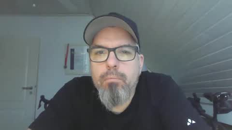 Snapshot of marriedcock1980 chatting on 12.10.24 marriedcock1980 online show from 12.10.24